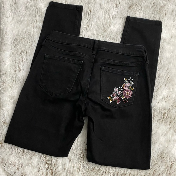 Sonoma Women Flower Embroidered Skinny Jeans | Embroidered Skinny Jeans | Denim - Picture 9 of 10
